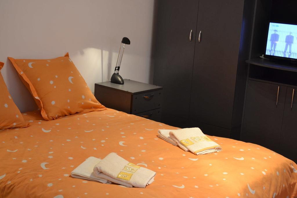 Victoria Studio Bucharest Room photo