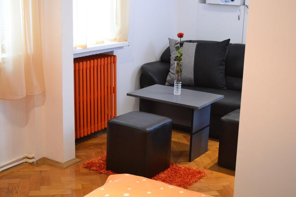 Victoria Studio Bucharest Room photo
